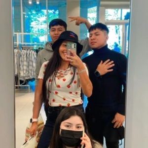 Meet your Posher, Esteban